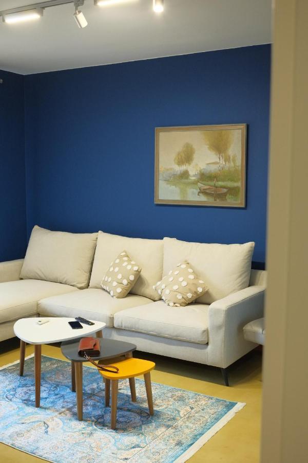 Oak Street Apartment Tiranë Ngoại thất bức ảnh